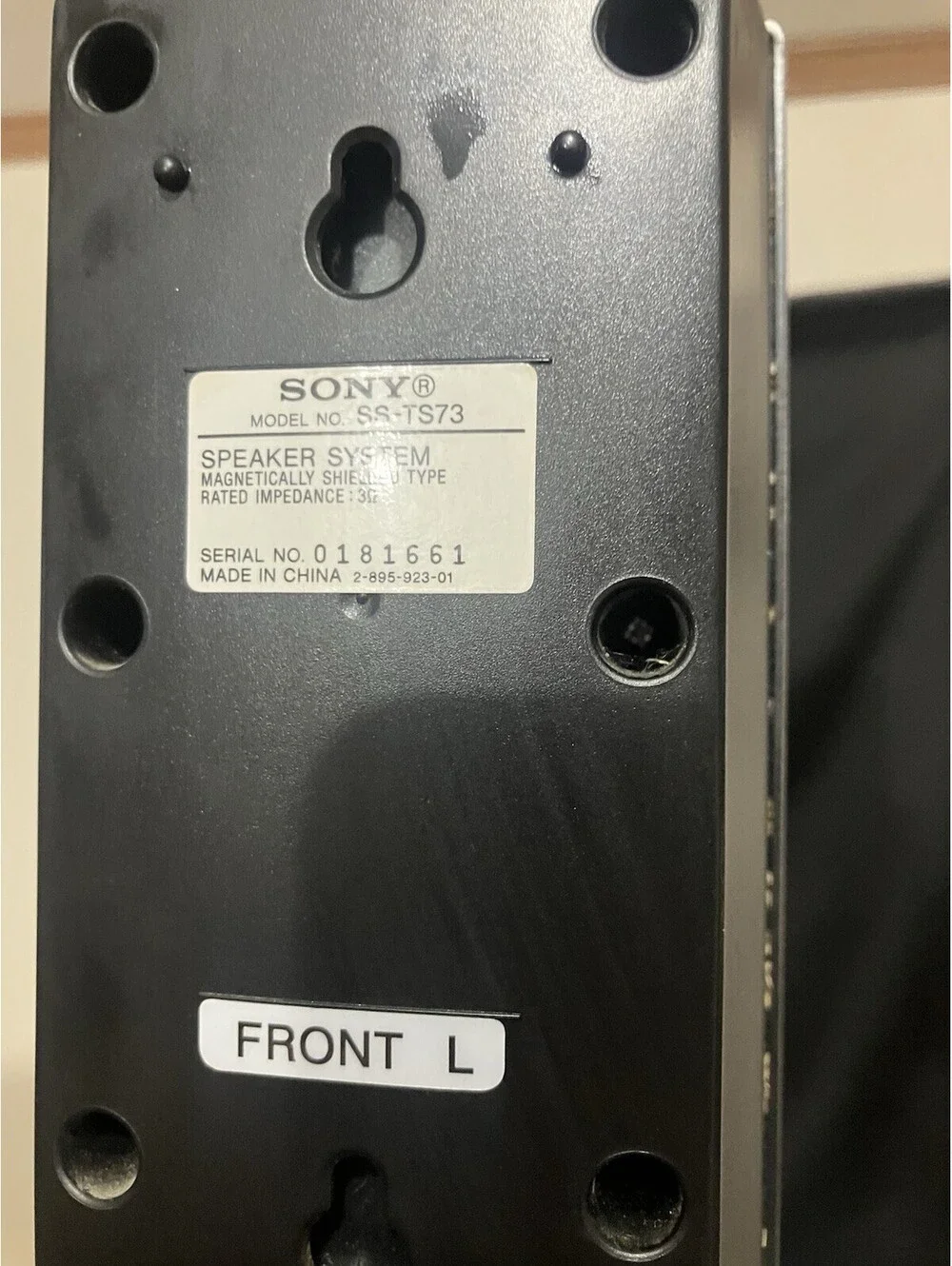 2 SONY SS-TS73 Tower Speakers RIGHT & LEFT works great- With Stands